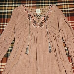 Knox Rose Mauve Embroidered Top